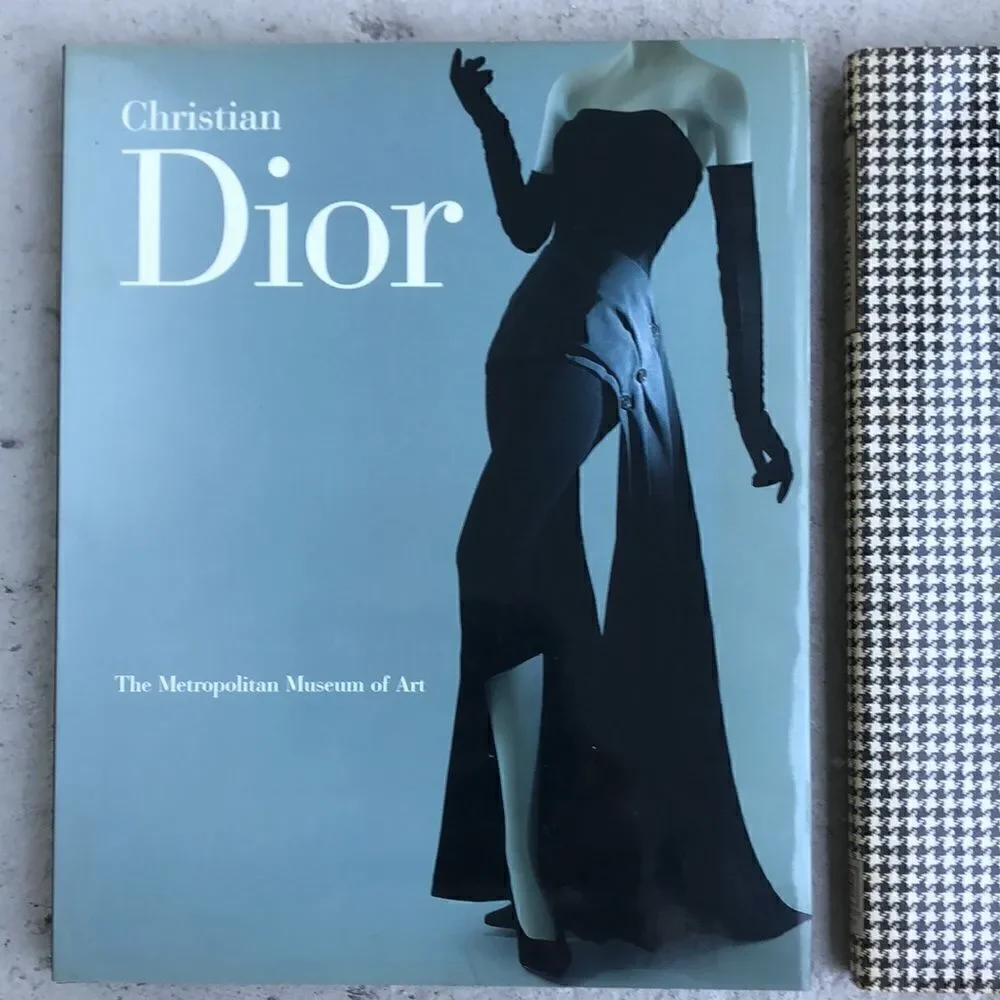 2 Dior books